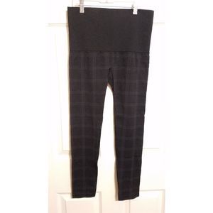 Size xl. Leggings with tummy control.